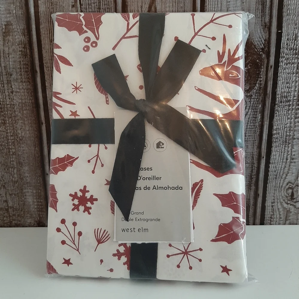 West Elm Scandi Deer Percale King Pillow Case 1 Pair